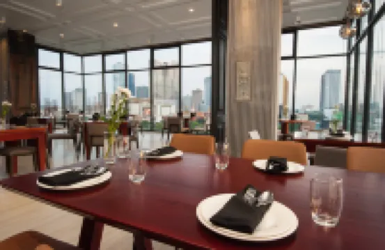 GLOW PARK HOTEL Grand Royal Palace