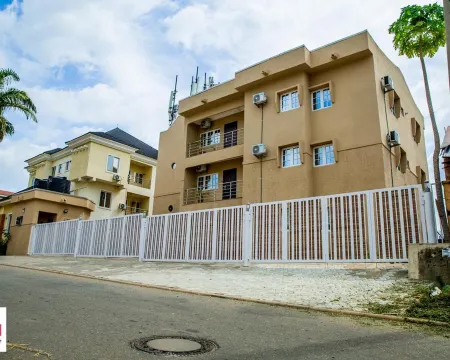 Tennys Place Apartments Garki