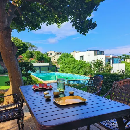 June Bay. sea and sunr i se Golf Pool Seaview Villa (Zhujiajian Nansha Store)
