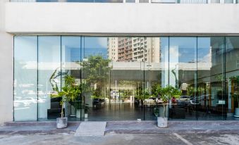 Zhuhai C Art Fantasy Hotel