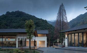 LOST LODGE GUESTHOUSE (Shaoxing XiaYi)