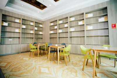 Super 8 Hotel (Hetian tuanjie  square) Hotels in Hotan