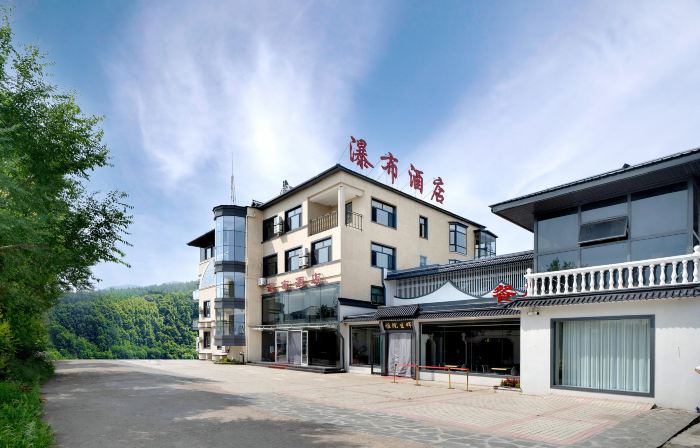 Waterfall    Hotel