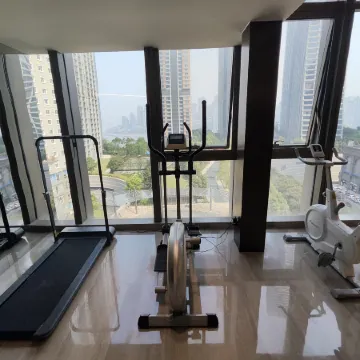 Stone Hotel (Jiefangbei Raffles Plaza)