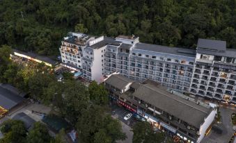 Yeste Hotel (Yangshuo Xijie Lijiang)