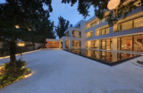 Cloud  Embracing Nature View Resort Dujiangyan