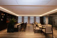 Walton International Hotel (Ganzhou Xinfeng Station Branch)