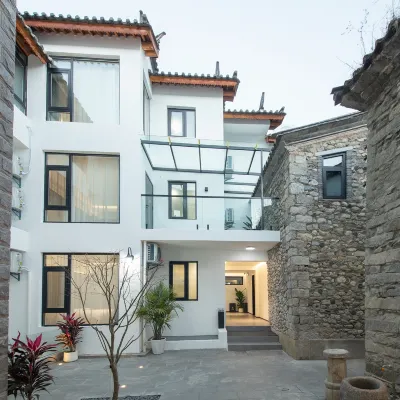 Yueqi Qingshan Designer Hotel Hotels near Dali Ancient Town