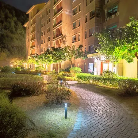 Qinglan Spring Hot Spring Homestay