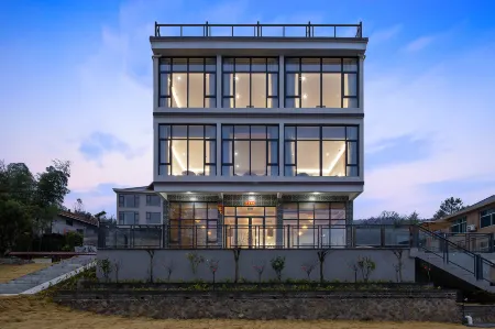 Xinghe·Lanyue Homestay Отели рядом с достопримечательностью «Shenlong Valley»