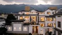 大理安隱·與秋Holiday Villa 鄰近大理大學的酒店