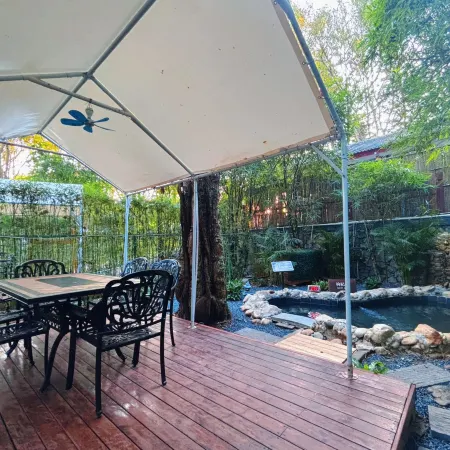 Xiangxieli Nanguo Wenquan Vacation Apartment (Jiahecheng)
