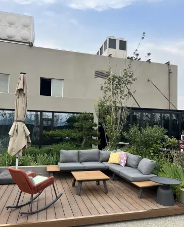 Lane Hotel (Shenzhen Bao'an Airport T3 Terminal Store) Отели рядом с достопримечательностью «Shenzhen Airport Fuyong Pier - Passenger Terminal»