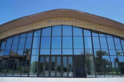 Fangchenggang Guangyuehua · Guanhaishu Hotels in Fangchenggang