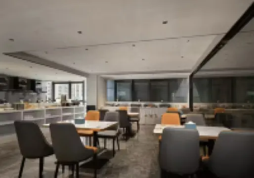 오리엔탈 돌 엔조이먼트 호텔 (오리엔탈 컬처 스퀘어 고속철도역 지점)