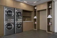 Wanda Moments Hotel, Aksu Airport