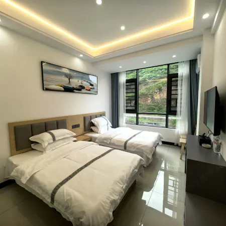 Junqi Hotel