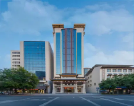 Boyue Hotel (Rongshui Diwang Commercial Pedestrian Street)