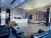 Guibei Scenery Grand Hotel (North Railway Station Zhonghao International)