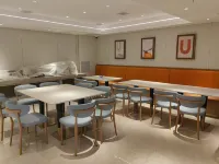 雲界智宿飯店（撫遠沿江公園店）