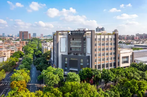 Rezen Mod Hotel (Guangzhou Panyu Shiqiao Metro Station Branch) - 4-Star