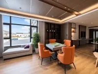 Ximan High-Altitude Oxygen-Enriched Hotel (Zhongba Paryang) - Wifi