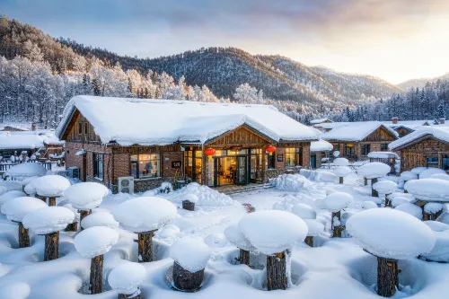 Snow Valley Guanlin Snow Residence Inn - Mountain view