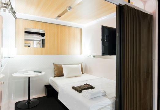 토리피토 호텔의 깔끔한 객실 내부