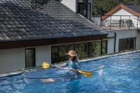 Juesu Hot Spring Hostel - ที่มีสระว่ายน้ำ