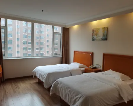 GreenTree Inn (Linjiang Yalujiang) Hotels in Linjiang