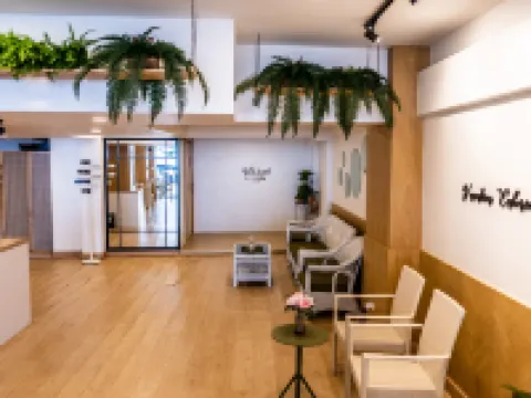 เมจิก เฮ้าส์ โฮสเทล โรงแรมในชะอำ