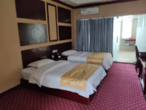 Business Hotel Visighi Hotels in Weixi Lisu Autonomous County