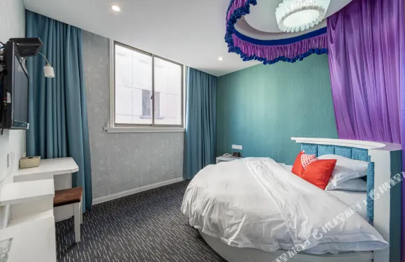 OYO金華晨夢賓館