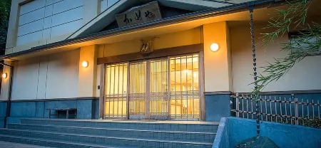 Kameya Отели рядом с достопримечательностью «Жемчужный остров Микимото»