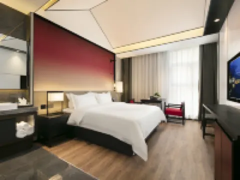 Moshang Light Luxury Hotel (Lankao South Station) Hotels in Lankao