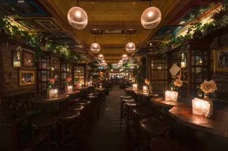 Strozzi Palace Suites by Mansley