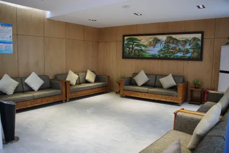 Borrman Hotel (Jiaozuo Jiefang Road Stadium) Отели рядом со станцией Jiaozuo Railway Station