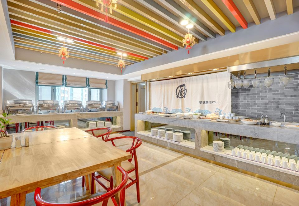 2. 카이신만쥐 호텔..