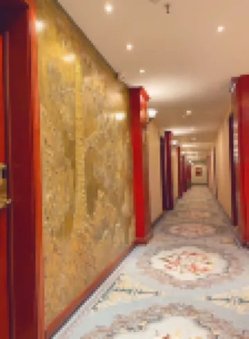Guannan Guocheng Holiday Hotel