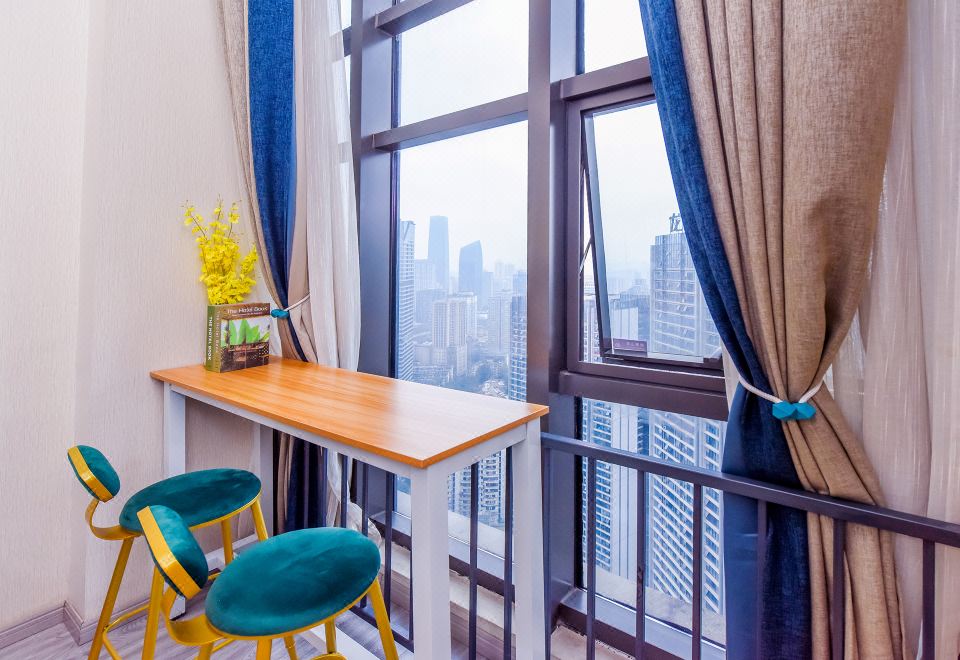 Sweeten Hotel 현대적인 로비 인테리어