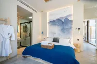 VIAYA Hotels near Silver Fox Cave