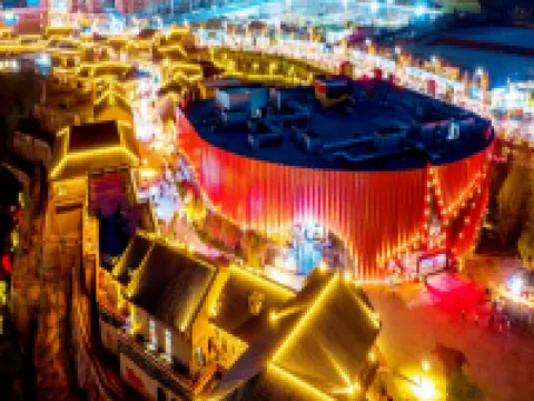 โรงแรมไป่เยว่เก๋อ (สถานีรถไฟเหยียนอัน)