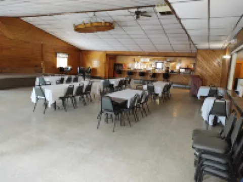 Love Hotels St John River by OYO at Fort Kent ME