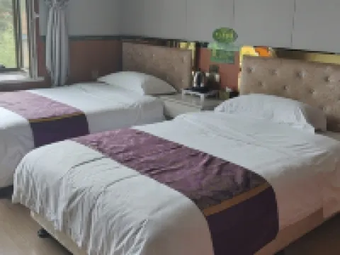 Minhe Lijing Business Hotel فنادق في مين خه