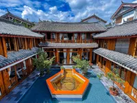 Azure Light Luxury Inn (Lijiang Ancient Town) Hotels near Wan Gu Building