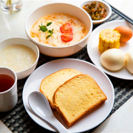 Muqili Pinyue Hotel (Changsha Wuyi Square IFS International Financial Center)