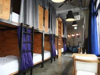 The Kitchen Hostel Ao