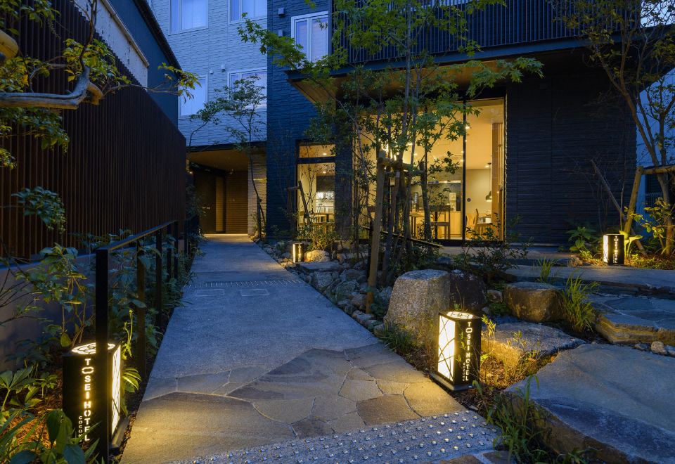 1. 도세이 호텔 코..