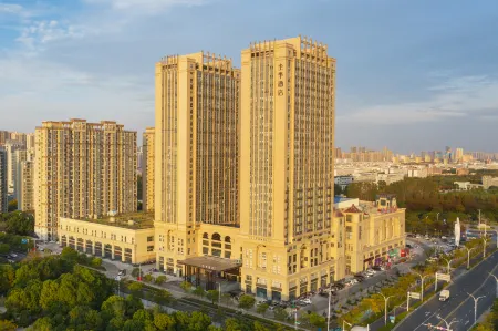 JI Hotel (Huai'an University Town Huai'an Nan Road) Отели рядом с достопримечательностью «Young Zhou Enlai Reading Site»