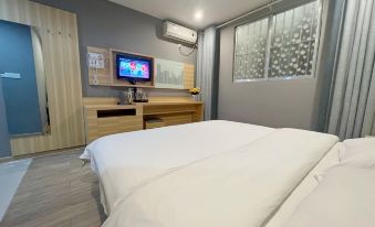 Geziwei Hotel (Nanning Guangxi University Subway Station Nongyuan Road Night Market Shop)